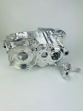 Load image into Gallery viewer, KX500 Billet Engine Cases 1988-2004