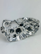 Load image into Gallery viewer, CR250 Billet Engine Cases 1992-2001