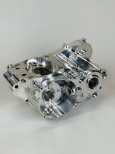 Load image into Gallery viewer, CR250 Billet Engine Cases 1992-2001
