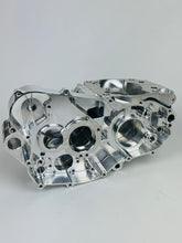 Load image into Gallery viewer, CR250 Billet Engine Cases 1992-2001
